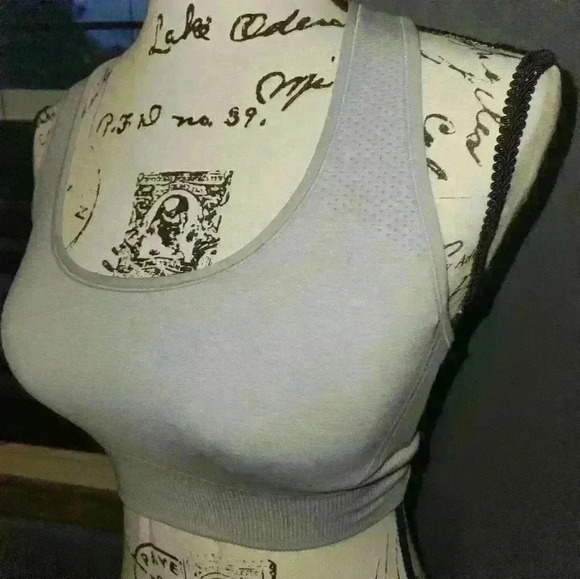 All In Motion Womans Sports Bra Size L - Picture 3 of 8